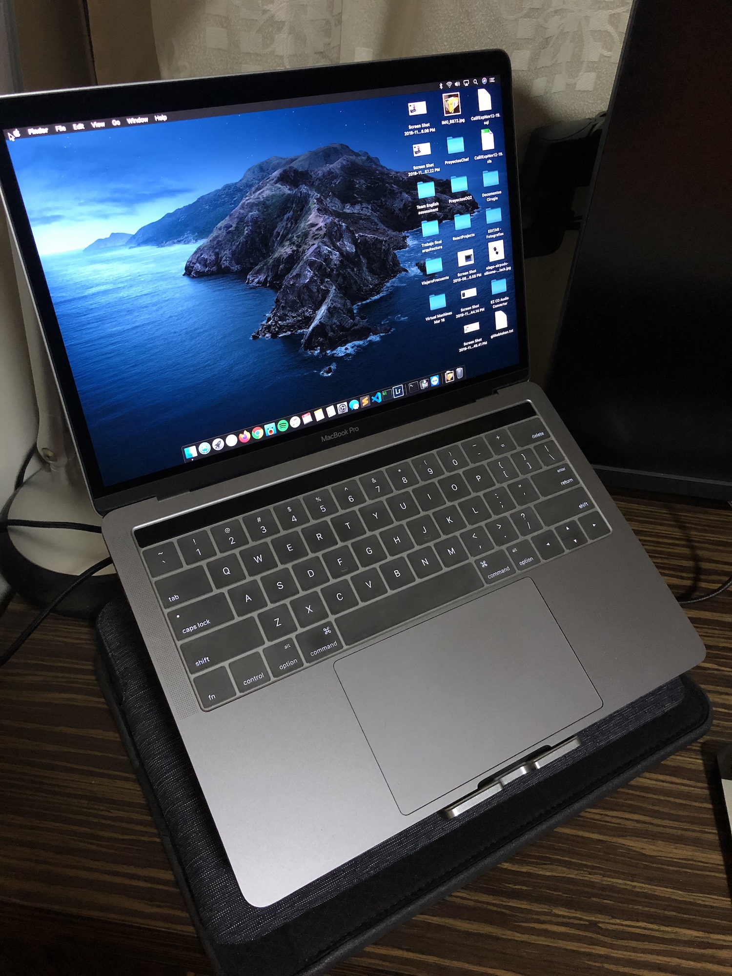 MacBookPro13-1.jpg