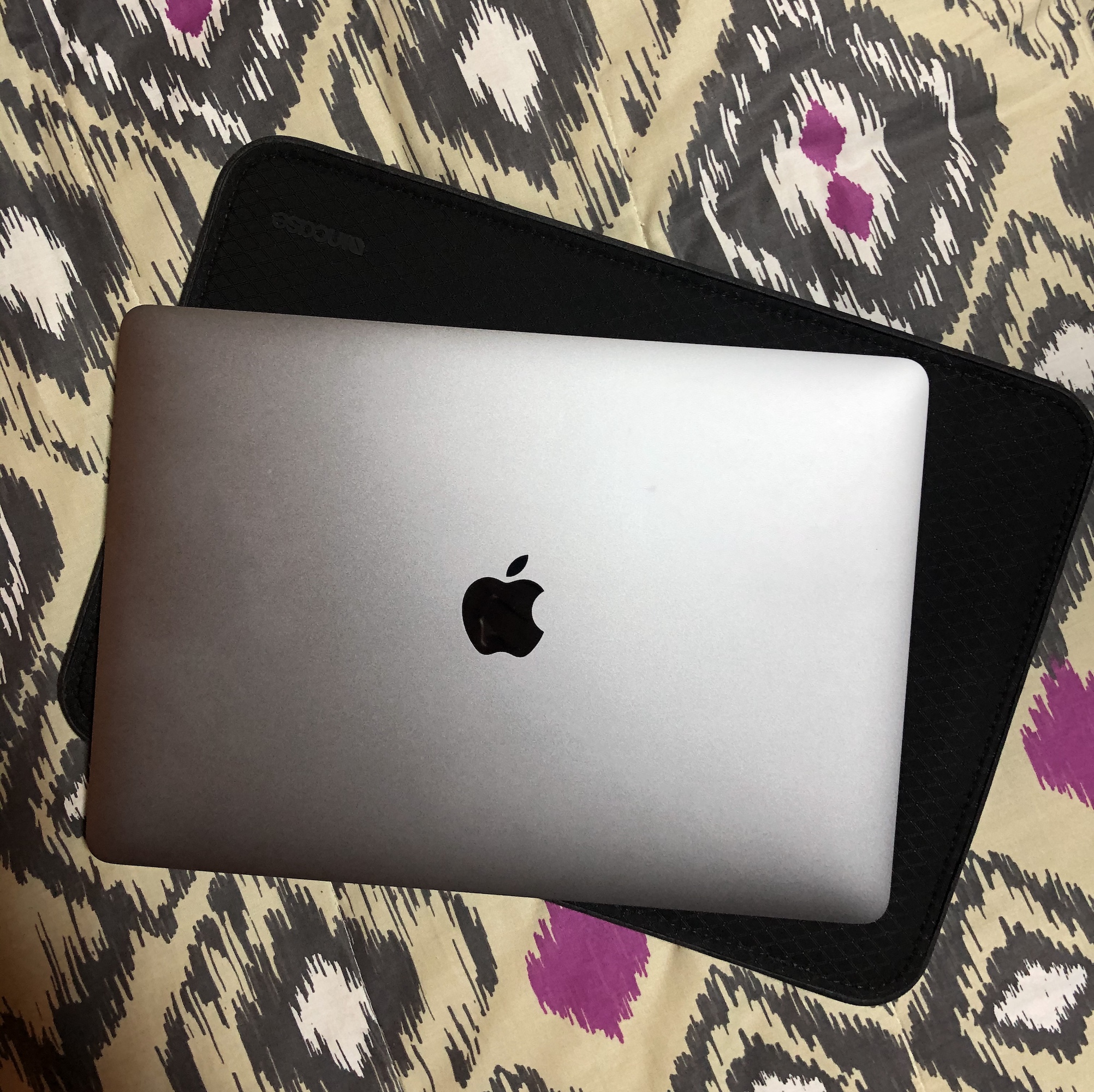 MacBookPro13-3.jpg