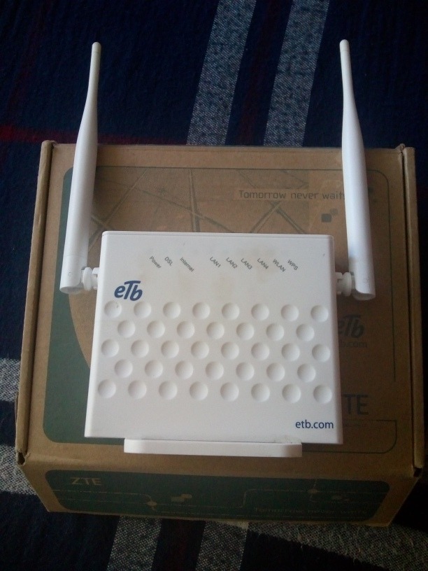 router-wifi-2-antenas-etb-zte-en-su-caja-D_NQ_NP_812256-MCO29080474064_122018-F.jpg